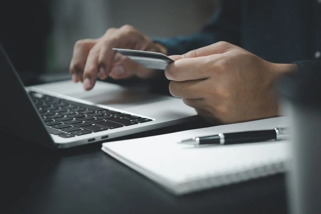 Płatności w Internecie – jakie mogą być dobre rozwiązania dla Twojej firmy?